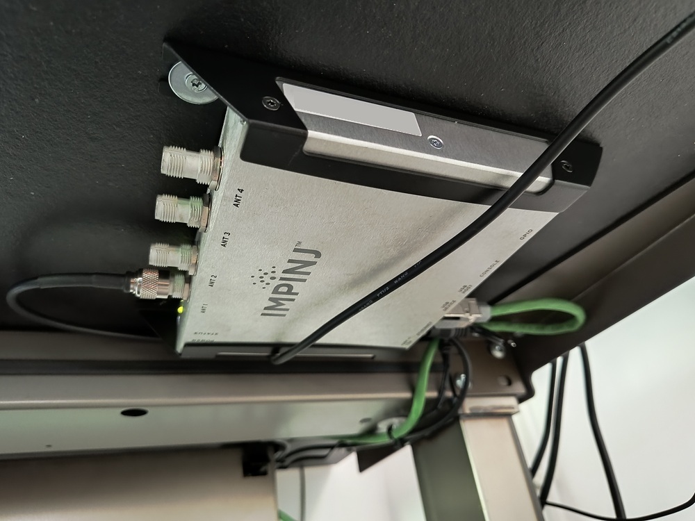 Wiring detail for expanded gate system
